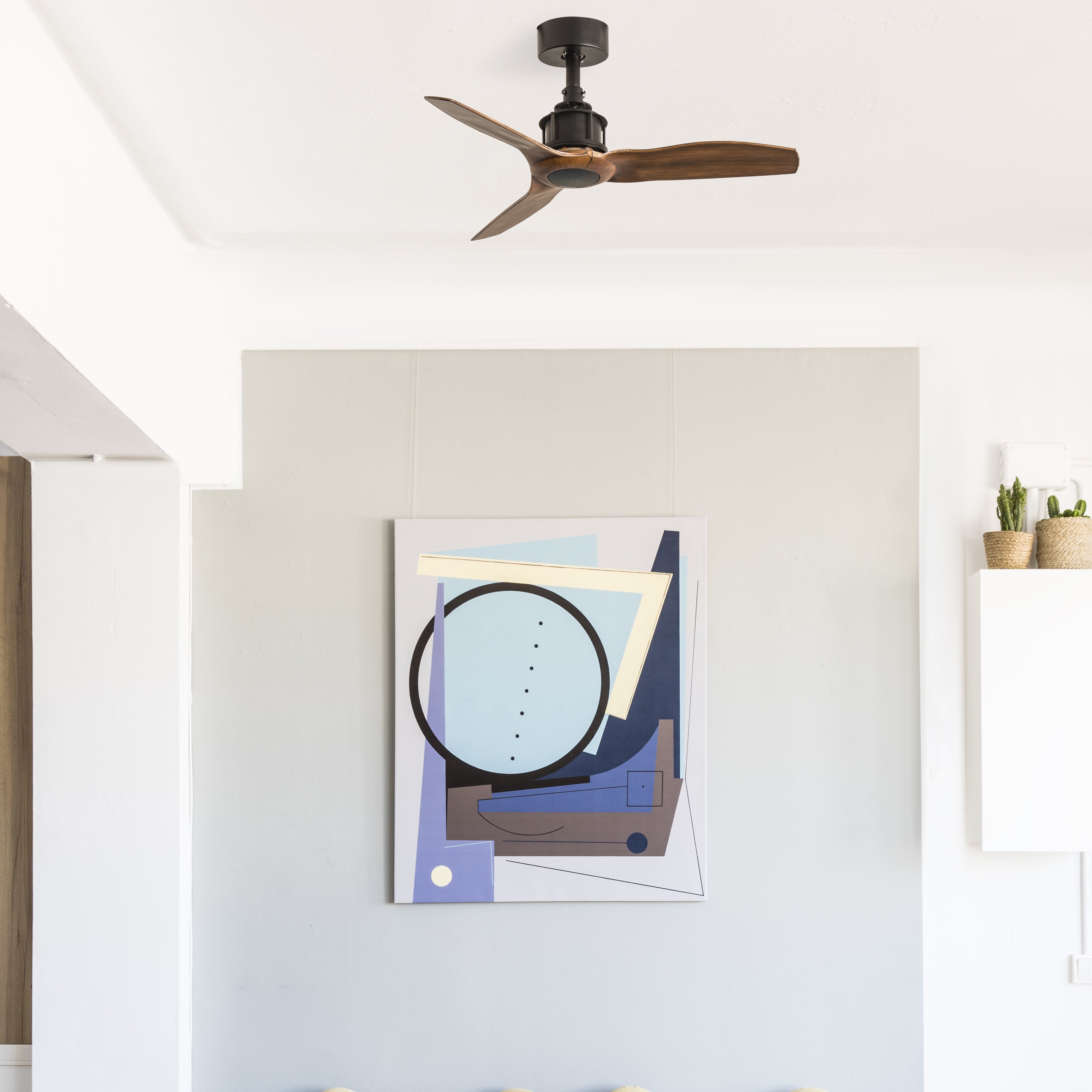 Ventilator de tavan cu telecomanda design modern JUST FAN negru/lemn nuc 33425